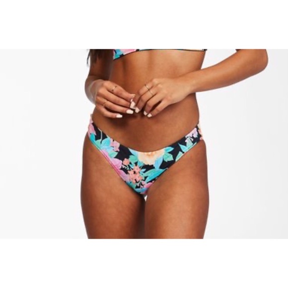Billabong 🌺 Floral Reversible Sliding Tri | Lowrider Bikini Bottom 👙🏄🏼‍♀️🍍 - Picture 3 of 16